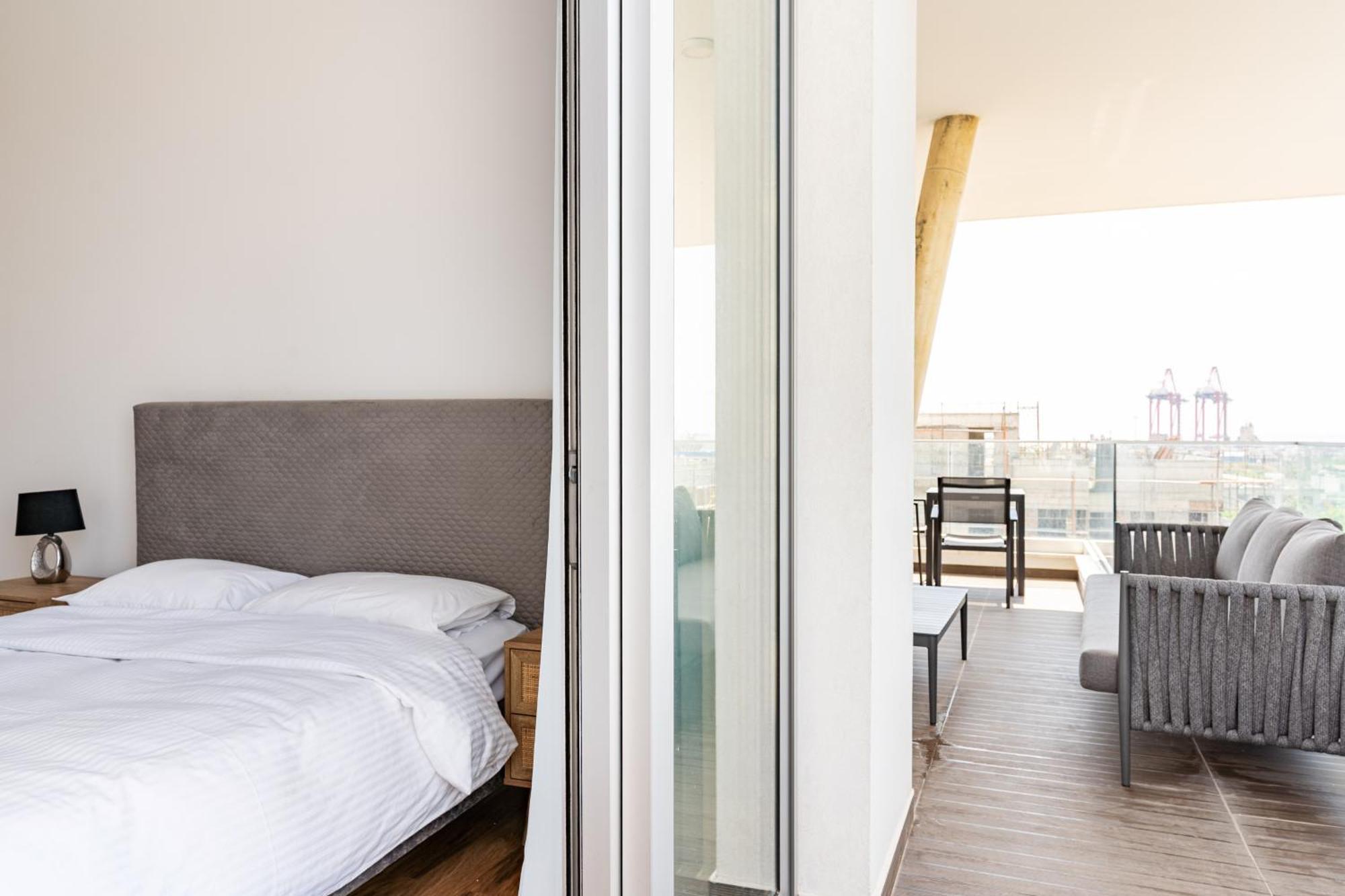 Yamas Urban Living Zakaki Pool Penthouses & Apartments 레메소스 외부 사진