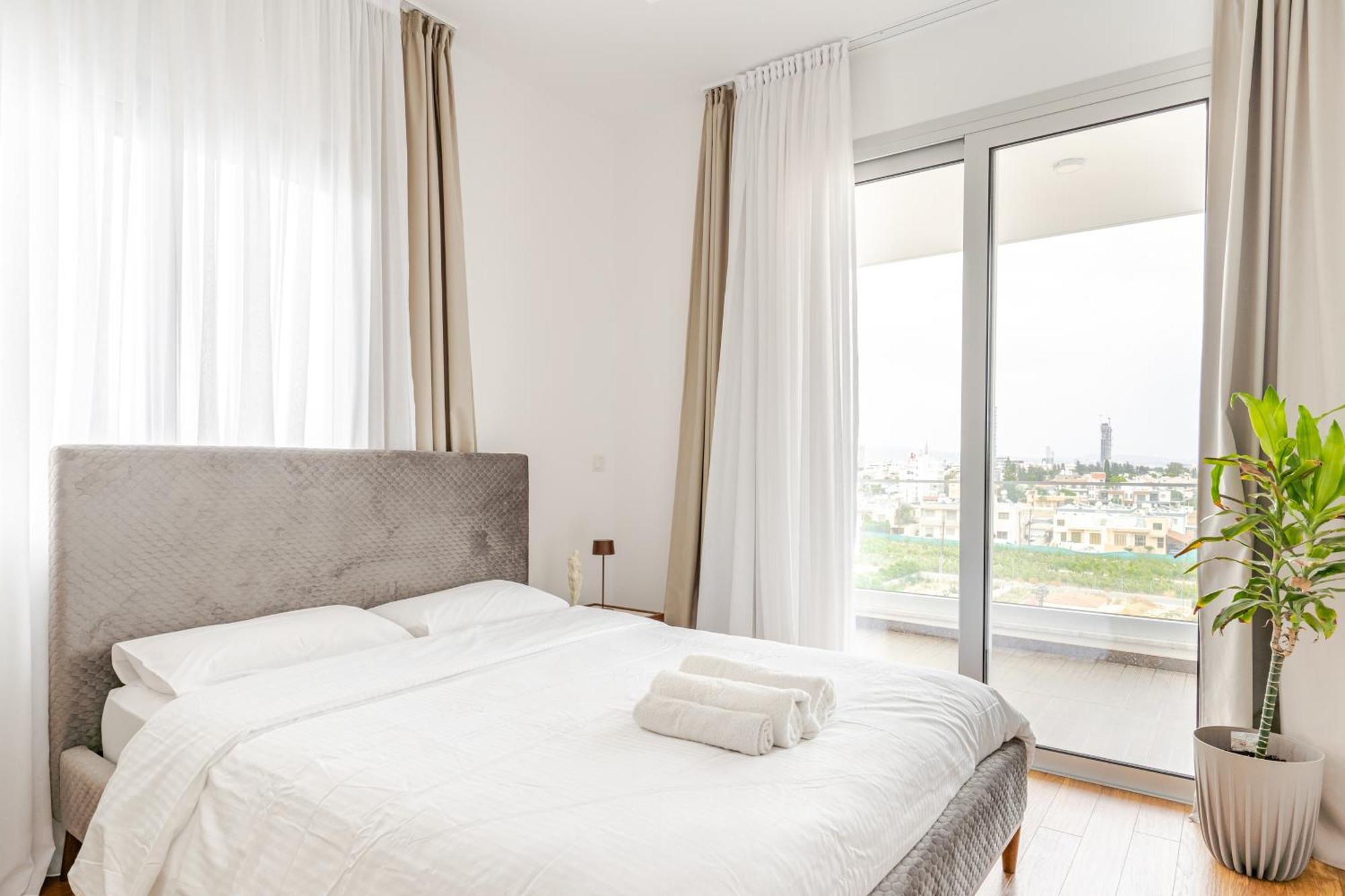 Yamas Urban Living Zakaki Pool Penthouses & Apartments 레메소스 외부 사진